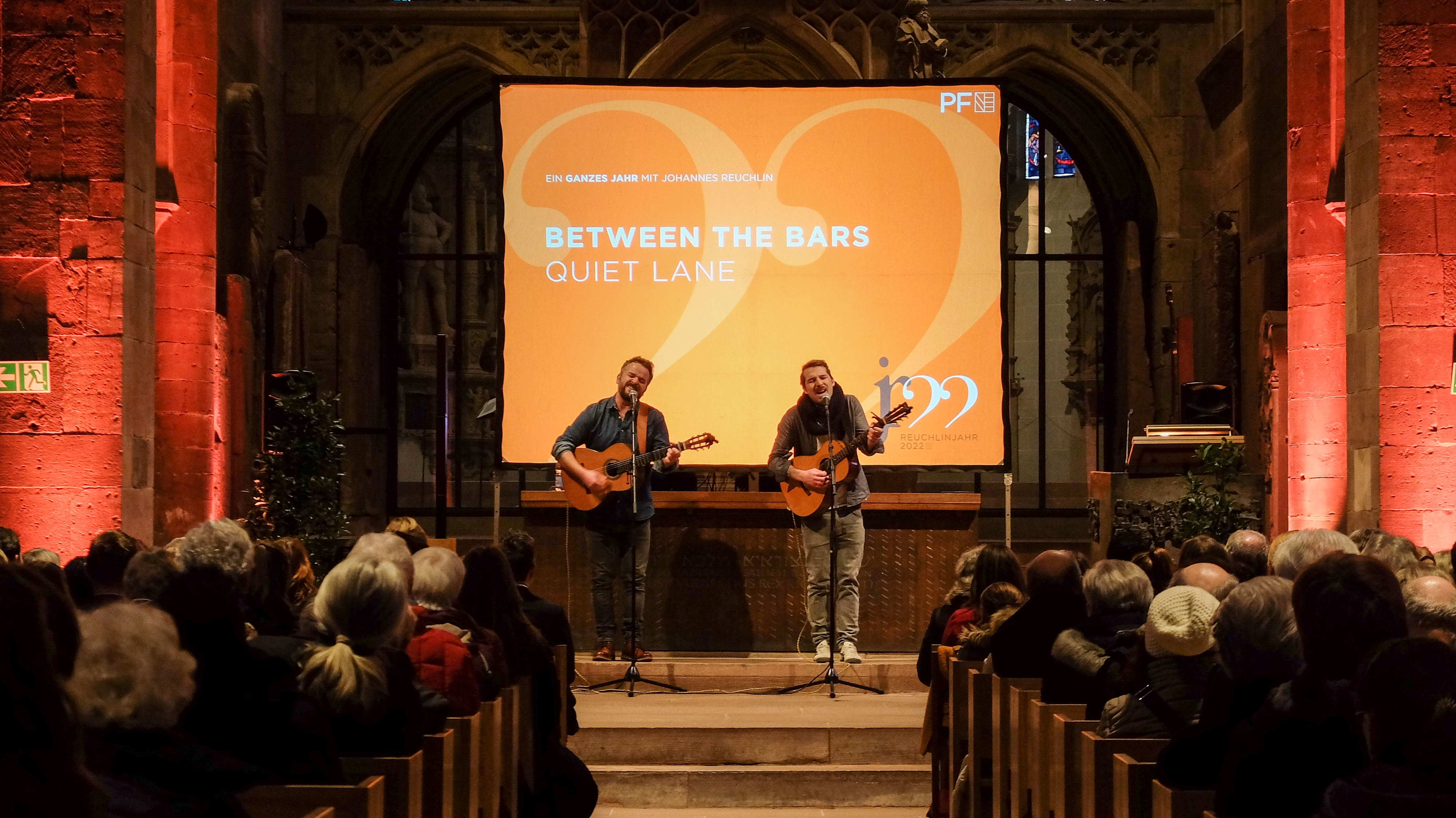 "Quiet Lane", zwei Musiker, bei der Abschlussveranstaltung des Reuchlinjahrs 2022 in der Schloßkirche Sankt Michael